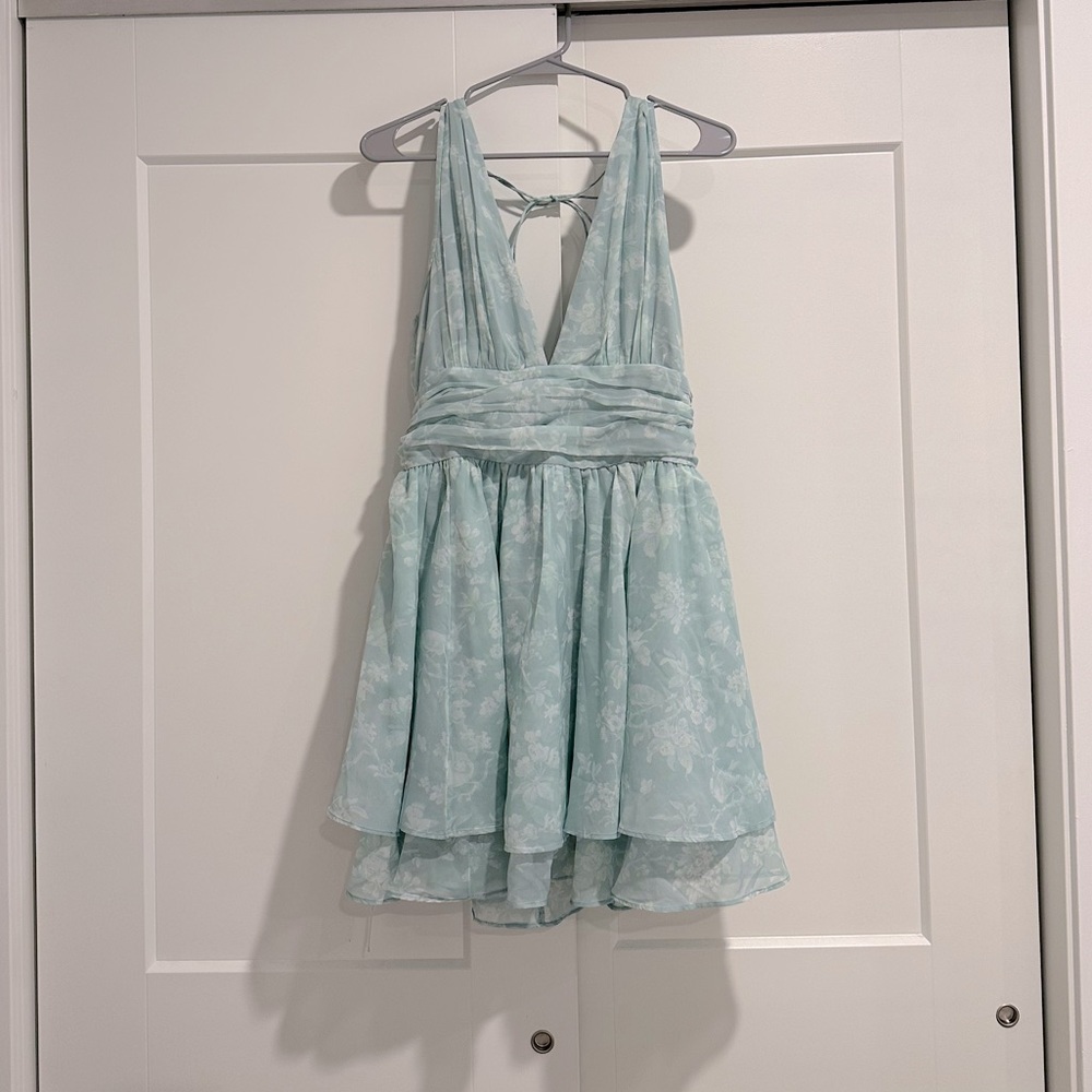 NWT Abercrombie & Fitch V-neck Dress
